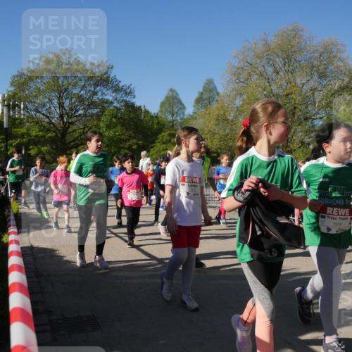 25.04.2025 - Das Zehntel Zöllner http://msf.ph/oto/7756986 26.04.2025 08:49:55 Laufen 2140, 1658 meine-sportfotos.de