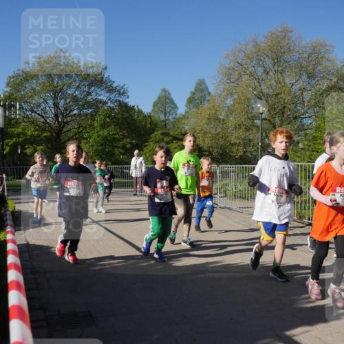 25.04.2025 - Das Zehntel Zöllner http://msf.ph/oto/7757039 26.04.2025 08:49:59 Laufen 3634 meine-sportfotos.de