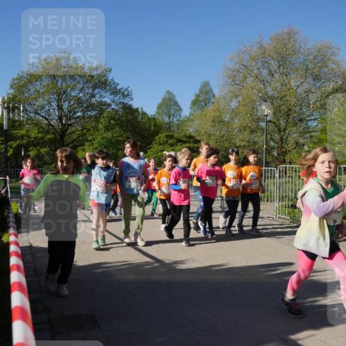 25.04.2025 - Das Zehntel Zöllner http://msf.ph/oto/7757198 26.04.2025 08:50:14 Laufen  meine-sportfotos.de
