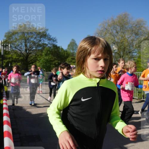 25.04.2025 - Das Zehntel Zöllner http://msf.ph/oto/7757214 26.04.2025 08:50:15 Laufen  meine-sportfotos.de