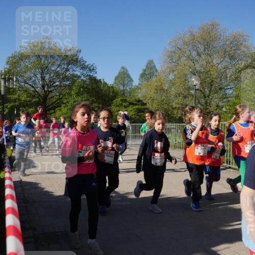 25.04.2025 - Das Zehntel Zöllner http://msf.ph/oto/7757225 26.04.2025 08:50:16 Laufen  meine-sportfotos.de