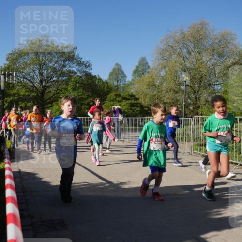 25.04.2025 - Das Zehntel Zöllner http://msf.ph/oto/7757241 26.04.2025 08:50:18 Laufen  meine-sportfotos.de