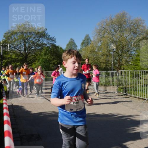 25.04.2025 - Das Zehntel Zöllner http://msf.ph/oto/7757251 26.04.2025 08:50:19 Laufen 1959 meine-sportfotos.de
