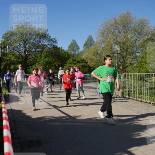 25.04.2025 - Das Zehntel Zöllner http://msf.ph/oto/7757335 26.04.2025 08:50:27 Laufen  meine-sportfotos.de