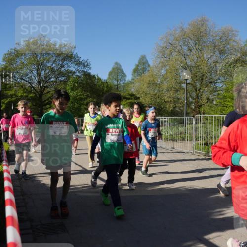 25.04.2025 - Das Zehntel Zöllner http://msf.ph/oto/7757455 26.04.2025 08:50:37 Laufen 1404, 1832 meine-sportfotos.de