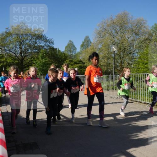 25.04.2025 - Das Zehntel Zöllner http://msf.ph/oto/7757575 26.04.2025 08:50:49 Laufen  meine-sportfotos.de
