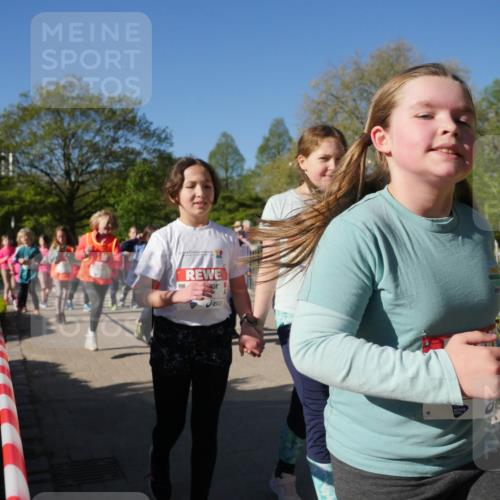 25.04.2025 - Das Zehntel Zöllner http://msf.ph/oto/7757712 26.04.2025 08:51:04 Laufen  meine-sportfotos.de