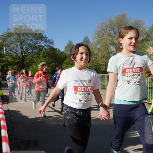 25.04.2025 - Das Zehntel Zöllner http://msf.ph/oto/7757719 26.04.2025 08:51:05 Laufen 2661, 2633 meine-sportfotos.de