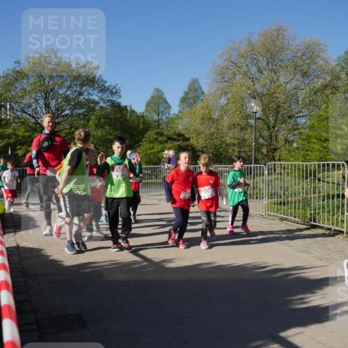 25.04.2025 - Das Zehntel Zöllner http://msf.ph/oto/7757826 26.04.2025 08:51:15 Laufen  meine-sportfotos.de