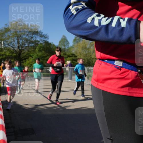 25.04.2025 - Das Zehntel Zöllner http://msf.ph/oto/7757858 26.04.2025 08:51:18 Laufen  meine-sportfotos.de