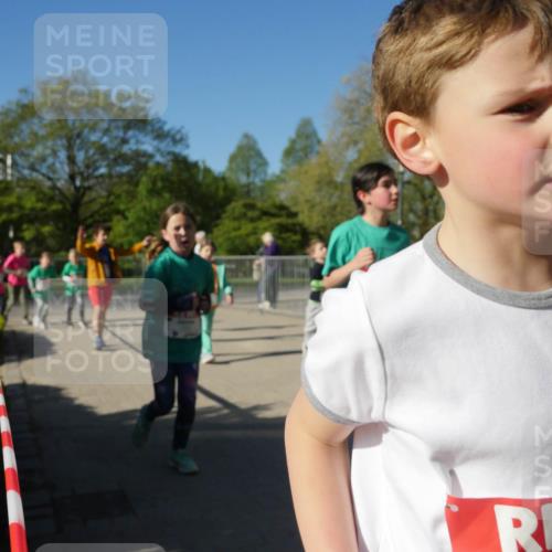25.04.2025 - Das Zehntel Zöllner http://msf.ph/oto/7757879 26.04.2025 08:51:20 Laufen  meine-sportfotos.de