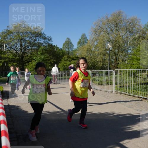 25.04.2025 - Das Zehntel Zöllner http://msf.ph/oto/7758009 26.04.2025 08:51:35 Laufen 3120 meine-sportfotos.de