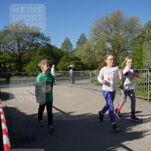 25.04.2025 - Das Zehntel Zöllner http://msf.ph/oto/7758037 26.04.2025 08:51:39 Laufen 1312 meine-sportfotos.de