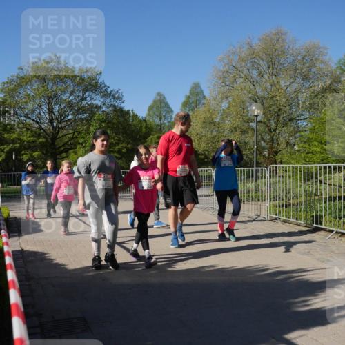 25.04.2025 - Das Zehntel Zöllner http://msf.ph/oto/7758092 26.04.2025 08:51:48 Laufen 1 meine-sportfotos.de