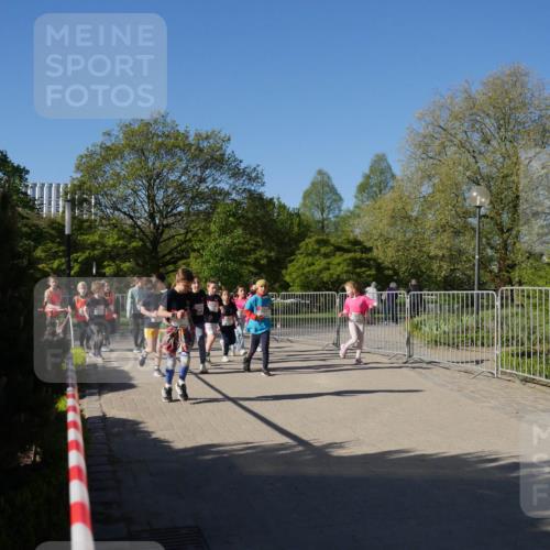 25.04.2025 - Das Zehntel Zöllner http://msf.ph/oto/7758259 26.04.2025 08:52:14 Laufen  meine-sportfotos.de