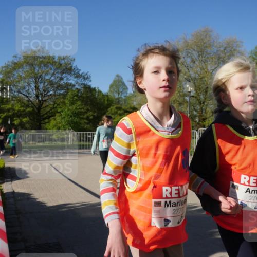 25.04.2025 - Das Zehntel Zöllner http://msf.ph/oto/7758301 26.04.2025 08:52:19 Laufen 2777, 2771, 2768, 2768 meine-sportfotos.de