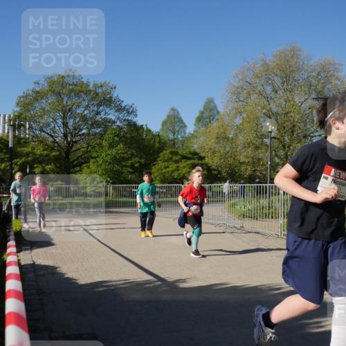 25.04.2025 - Das Zehntel Zöllner http://msf.ph/oto/7758338 26.04.2025 08:52:24 Laufen  meine-sportfotos.de
