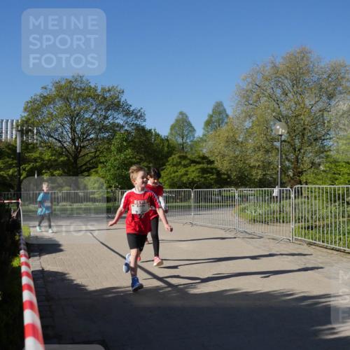 25.04.2025 - Das Zehntel Zöllner http://msf.ph/oto/7758414 26.04.2025 08:52:37 Laufen  meine-sportfotos.de