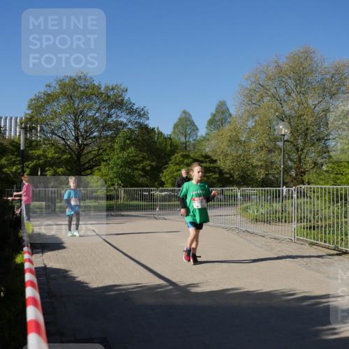 25.04.2025 - Das Zehntel Zöllner http://msf.ph/oto/7758419 26.04.2025 08:52:39 Laufen  meine-sportfotos.de