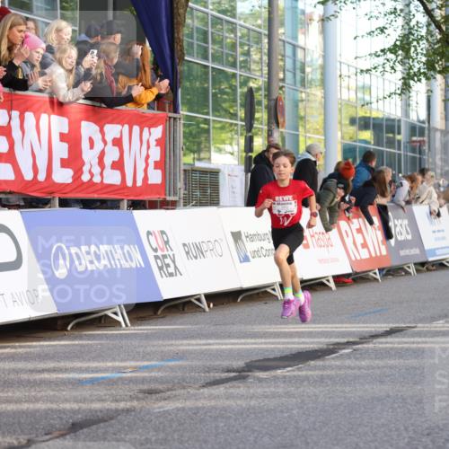 25.04.2025 - Das Zehntel Lena Gebhardt http://msf.ph/oto/7771423 26.04.2025 08:47:54 Ziel 1490, 3953 meine-sportfotos.de