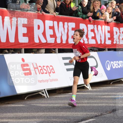 25.04.2025 - Das Zehntel Lena Gebhardt http://msf.ph/oto/7771481 26.04.2025 08:47:56 Ziel 1490, 3953 meine-sportfotos.de