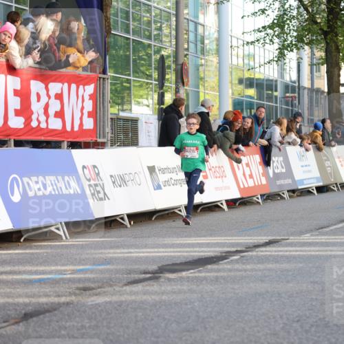 25.04.2025 - Das Zehntel Lena Gebhardt http://msf.ph/oto/7771566 26.04.2025 08:48:04 Ziel 1490, 2715, 3469, 3953 meine-sportfotos.de