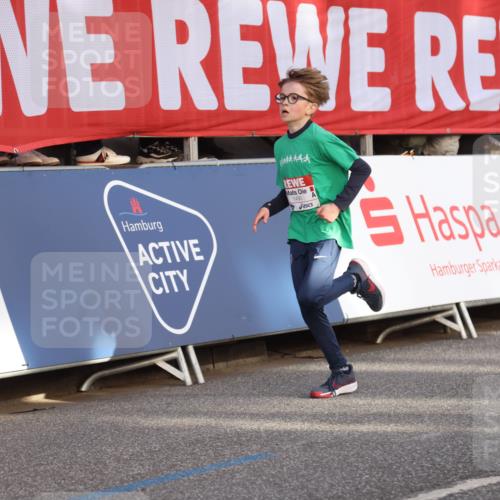 25.04.2025 - Das Zehntel Lena Gebhardt http://msf.ph/oto/7771714 26.04.2025 08:48:06 Ziel 1490, 2715, 3469 meine-sportfotos.de