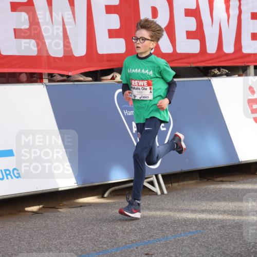 25.04.2025 - Das Zehntel Lena Gebhardt http://msf.ph/oto/7771732 26.04.2025 08:48:06 Ziel 1490, 2715, 3469 meine-sportfotos.de