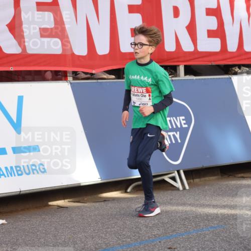25.04.2025 - Das Zehntel Lena Gebhardt http://msf.ph/oto/7771740 26.04.2025 08:48:06 Ziel 1490, 2715, 3469 meine-sportfotos.de