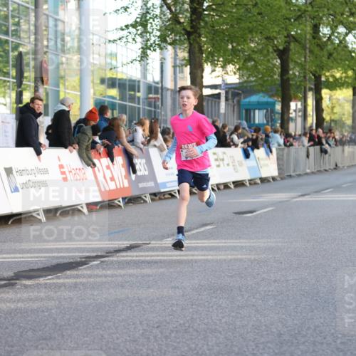 25.04.2025 - Das Zehntel Lena Gebhardt http://msf.ph/oto/7771811 26.04.2025 08:48:22 Ziel 2379, 2715, 3469, 3823 meine-sportfotos.de