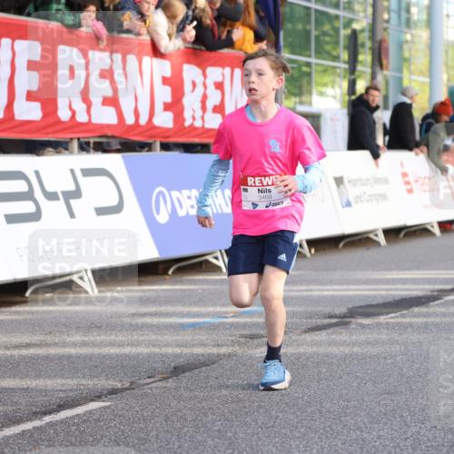 25.04.2025 - Das Zehntel Lena Gebhardt http://msf.ph/oto/7771879 26.04.2025 08:48:24 Ziel 1926, 2379, 2715, 2990, 3469, 3823 meine-sportfotos.de