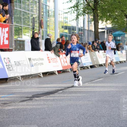 25.04.2025 - Das Zehntel Lena Gebhardt http://msf.ph/oto/7771943 26.04.2025 08:48:30 Ziel 1926, 2379, 2715, 2961, 2990, 3469, 3823 meine-sportfotos.de