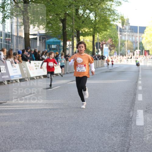 25.04.2025 - Das Zehntel Lena Gebhardt http://msf.ph/oto/7772086 26.04.2025 08:48:41 Ziel 1754, 1926, 1929, 2379, 2961, 2990, 3506, 3792, 3823 meine-sportfotos.de