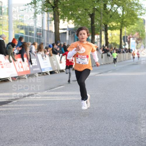 25.04.2025 - Das Zehntel Lena Gebhardt http://msf.ph/oto/7772115 26.04.2025 08:48:41 Ziel 1754, 1926, 1929, 2379, 2961, 2990, 3506, 3792, 3823 meine-sportfotos.de