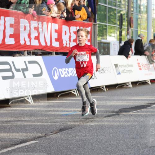 25.04.2025 - Das Zehntel Lena Gebhardt http://msf.ph/oto/7772209 26.04.2025 08:48:44 Ziel 1754, 1926, 1929, 2379, 2961, 2990, 3506, 3792, 3823 meine-sportfotos.de
