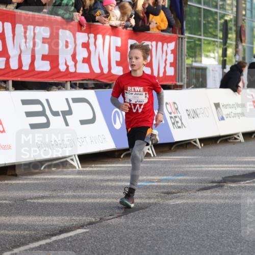 25.04.2025 - Das Zehntel Lena Gebhardt http://msf.ph/oto/7772234 26.04.2025 08:48:44 Ziel 1754, 1926, 1929, 2379, 2961, 2990, 3506, 3792, 3823 meine-sportfotos.de