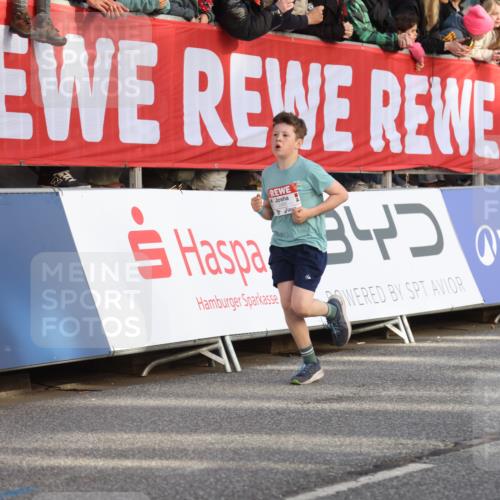 25.04.2025 - Das Zehntel Lena Gebhardt http://msf.ph/oto/7772440 26.04.2025 08:48:48 Ziel 1754, 1926, 1929, 2961, 2990, 3506, 3792, 3823 meine-sportfotos.de