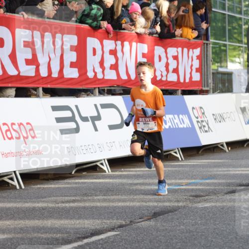 25.04.2025 - Das Zehntel Lena Gebhardt http://msf.ph/oto/7772732 26.04.2025 08:48:58 Ziel 1452, 1754, 1926, 1929, 2961, 2990, 3506, 3606, 3785, 3792 meine-sportfotos.de