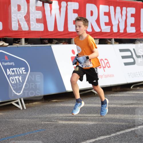 25.04.2025 - Das Zehntel Lena Gebhardt http://msf.ph/oto/7772828 26.04.2025 08:48:58 Ziel 1452, 1754, 1926, 1929, 2961, 2990, 3506, 3606, 3785, 3792 meine-sportfotos.de