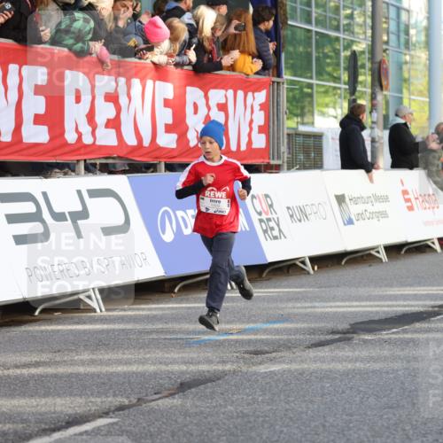 25.04.2025 - Das Zehntel Lena Gebhardt http://msf.ph/oto/7772930 26.04.2025 08:49:02 Ziel 1452, 1754, 1929, 2961, 3506, 3606, 3613, 3785, 3792 meine-sportfotos.de