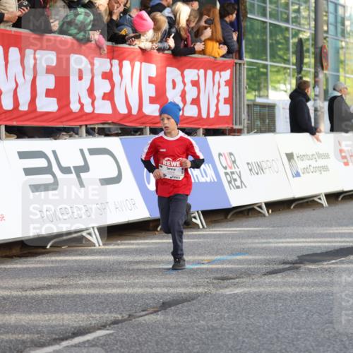 25.04.2025 - Das Zehntel Lena Gebhardt http://msf.ph/oto/7772957 26.04.2025 08:49:03 Ziel 1452, 1754, 1929, 2961, 3506, 3606, 3613, 3785, 3792 meine-sportfotos.de