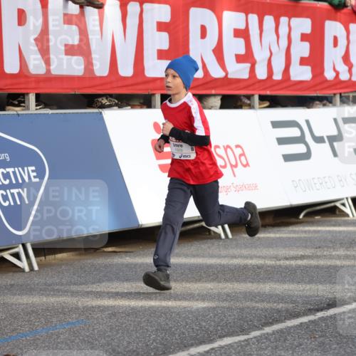 25.04.2025 - Das Zehntel Lena Gebhardt http://msf.ph/oto/7773062 26.04.2025 08:49:03 Ziel 1452, 1754, 1929, 2961, 3506, 3606, 3613, 3785, 3792 meine-sportfotos.de