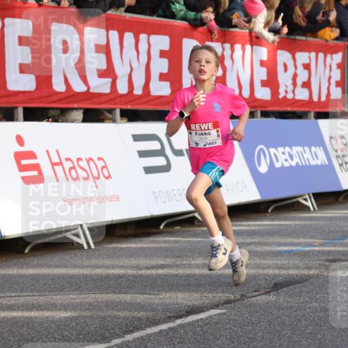 25.04.2025 - Das Zehntel Lena Gebhardt http://msf.ph/oto/7773403 26.04.2025 08:49:07 Ziel 1452, 1754, 1929, 2018, 2696, 3488, 3506, 3606, 3613, 3785, 3792 meine-sportfotos.de