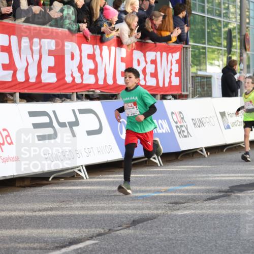 25.04.2025 - Das Zehntel Lena Gebhardt http://msf.ph/oto/7773909 26.04.2025 08:49:24 Ziel 1452, 1537, 1945, 2018, 2021, 2377, 2513, 2696, 3488, 3606, 3613, 3785 meine-sportfotos.de