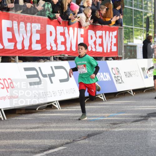 25.04.2025 - Das Zehntel Lena Gebhardt http://msf.ph/oto/7773917 26.04.2025 08:49:24 Ziel 1452, 1537, 1945, 2018, 2021, 2377, 2513, 2696, 3488, 3606, 3613, 3785 meine-sportfotos.de