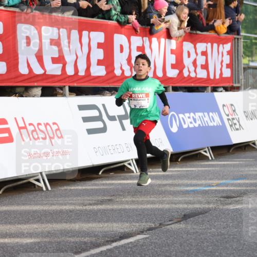 25.04.2025 - Das Zehntel Lena Gebhardt http://msf.ph/oto/7773934 26.04.2025 08:49:24 Ziel 1452, 1537, 1945, 2018, 2021, 2377, 2513, 2696, 3488, 3606, 3613, 3785 meine-sportfotos.de