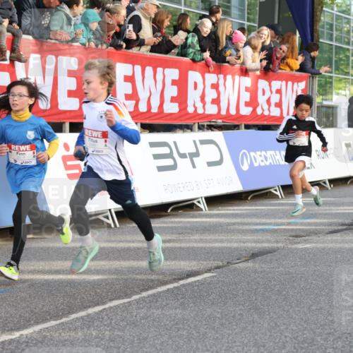 25.04.2025 - Das Zehntel Lena Gebhardt http://msf.ph/oto/7774420 26.04.2025 08:49:34 Ziel 1107, 1116, 1537, 1945, 2018, 2021, 2377, 2383, 2513, 2696, 2995, 3488, 3539, 3540, 3613 meine-sportfotos.de