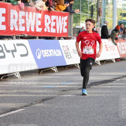 25.04.2025 - Das Zehntel Lena Gebhardt http://msf.ph/oto/7774750 26.04.2025 08:49:39 Ziel 1107, 1116, 1537, 1945, 2018, 2021, 2377, 2383, 2513, 2696, 2995, 3488, 3539, 3540 meine-sportfotos.de