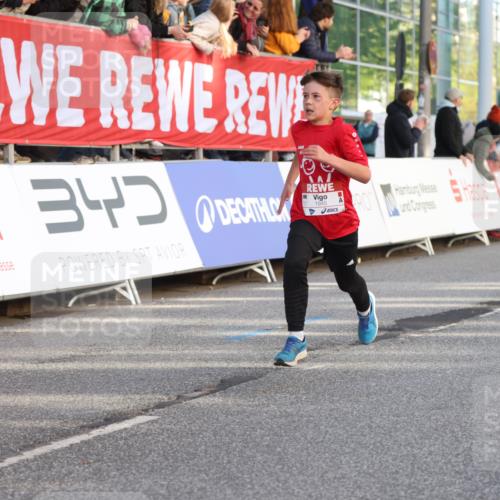 25.04.2025 - Das Zehntel Lena Gebhardt http://msf.ph/oto/7774758 26.04.2025 08:49:39 Ziel 1107, 1116, 1537, 1945, 2018, 2021, 2377, 2383, 2513, 2696, 2995, 3488, 3539, 3540 meine-sportfotos.de