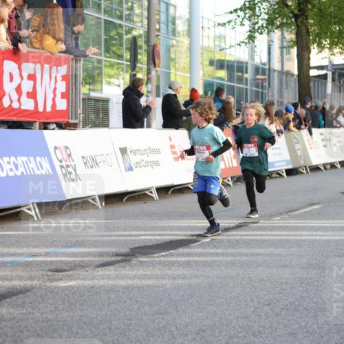 25.04.2025 - Das Zehntel Lena Gebhardt http://msf.ph/oto/7775232 26.04.2025 08:49:50 Ziel 1107, 1116, 1131, 1537, 2014, 2383, 2995, 3539, 3540 meine-sportfotos.de